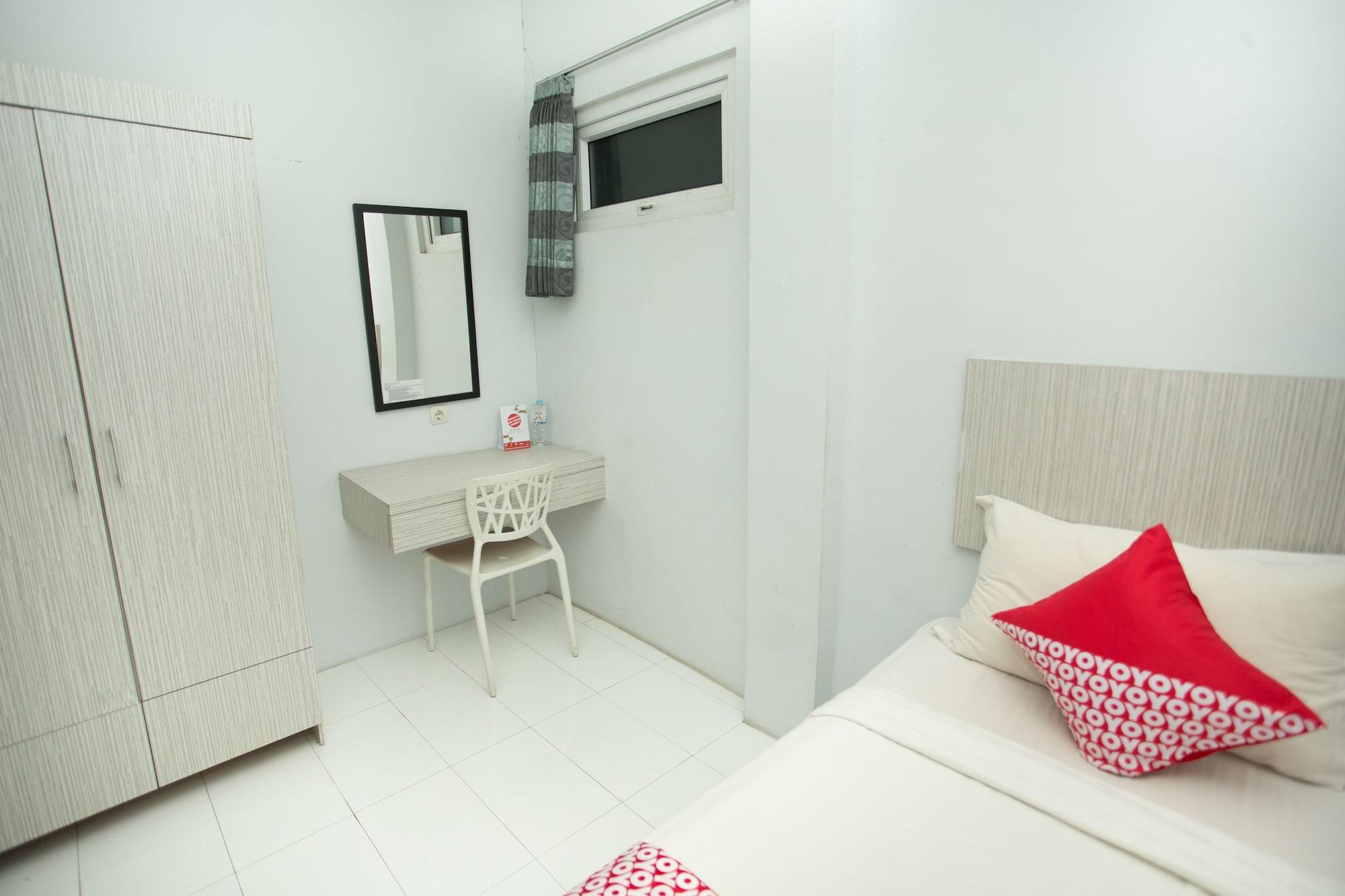 Hotel Oyo 850 Lapan Lapan Banjarmasin  Zewnętrze zdjęcie