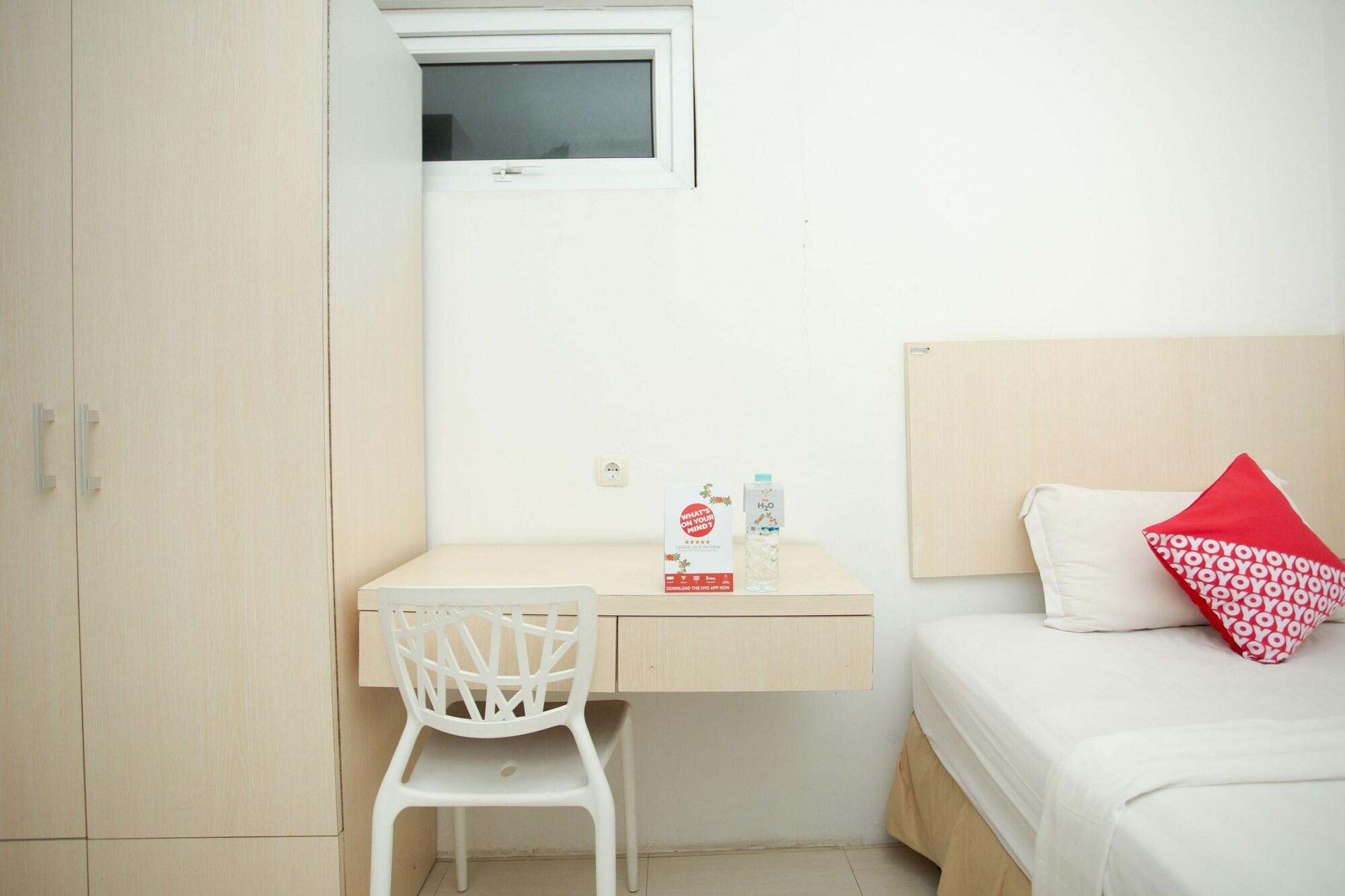 Hotel Oyo 850 Lapan Lapan Banjarmasin  Zewnętrze zdjęcie
