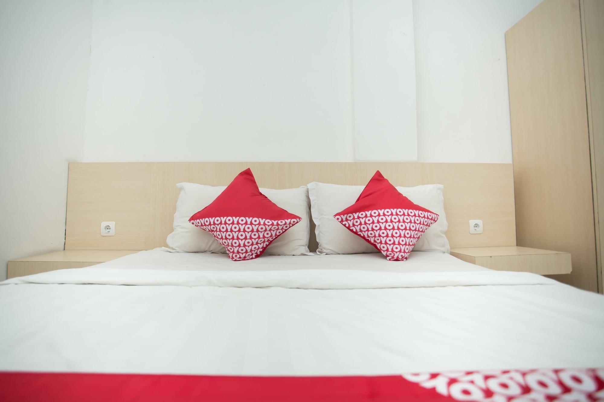 Hotel Oyo 850 Lapan Lapan Banjarmasin  Zewnętrze zdjęcie