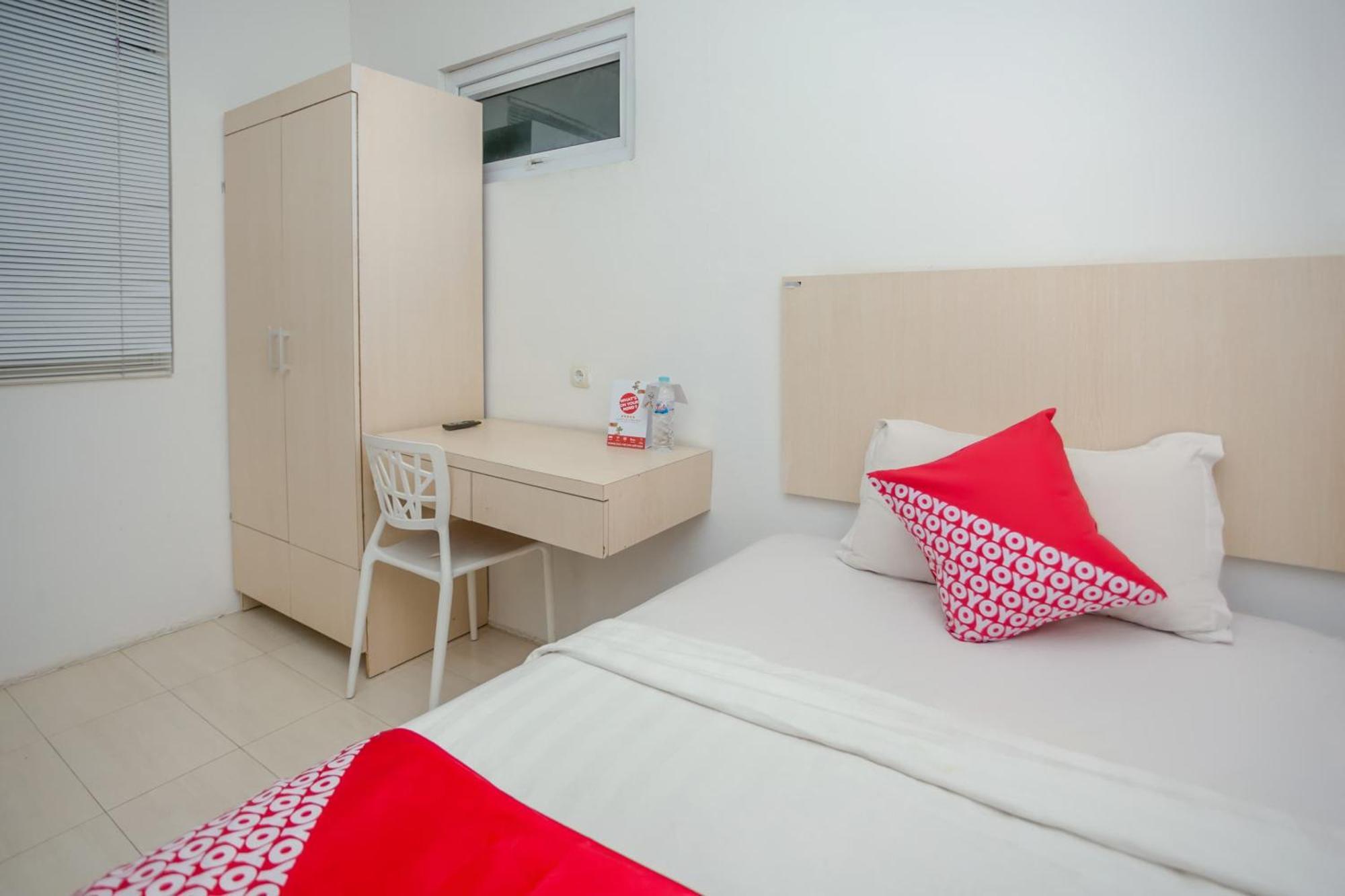 Hotel Oyo 850 Lapan Lapan Banjarmasin  Zewnętrze zdjęcie