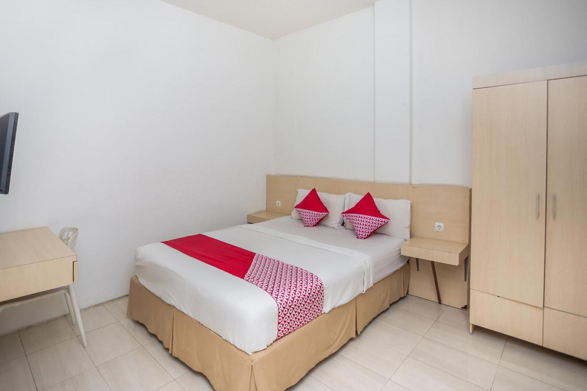 Hotel Oyo 850 Lapan Lapan Banjarmasin  Zewnętrze zdjęcie
